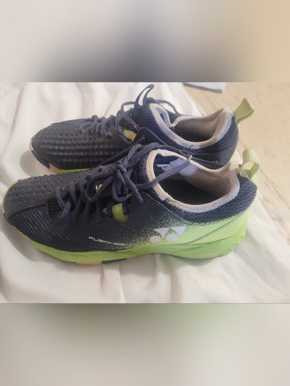 Trashed Shoes - Picture 5 of 14